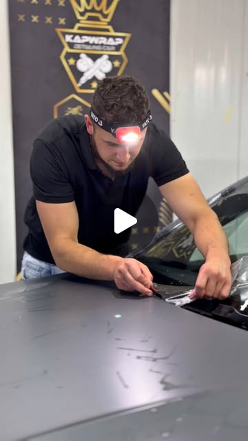 Montaż folii ochronnej w UltraShine Car SPA